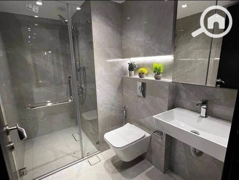 Apartment for sale with a 5% down payment ( super deluxe finishing ) with installments over 15 years in New Heliopolis. - Mehr