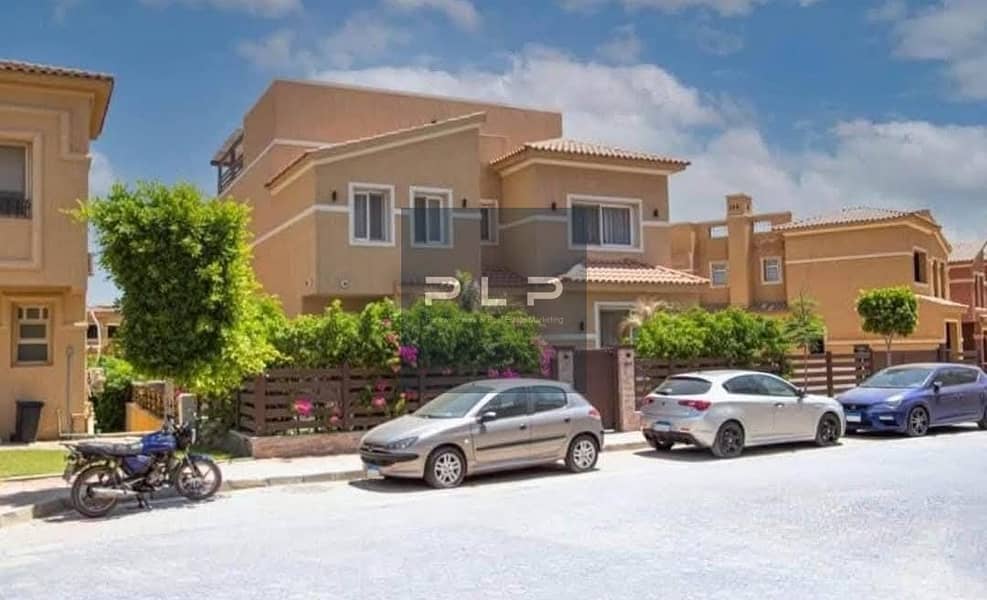 The most distinguished townhouse for sale in Katameya Gardens at the lowest price in the market,with a strategic location in New Cairo - Widok 3