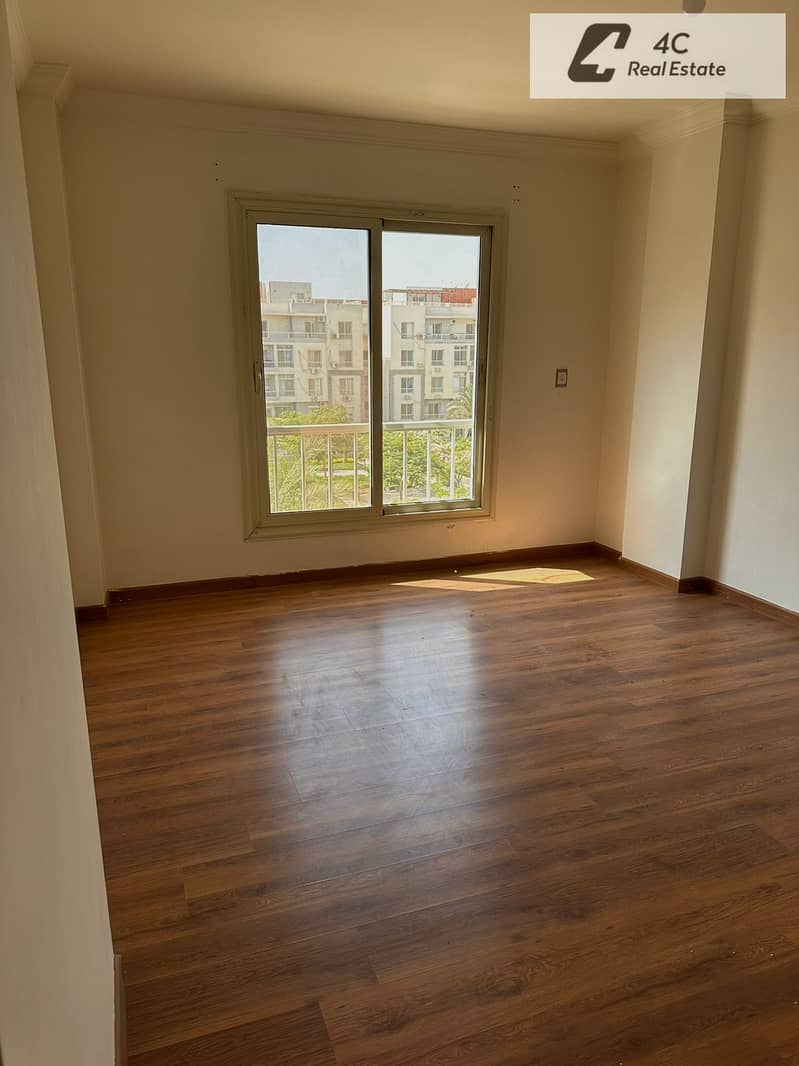 For sale at half the company price: a 165-square-meter corner apartment, fully finished, in Jayd Compound, directly opposite Al Rehab, with an open vi - Ansicht 3