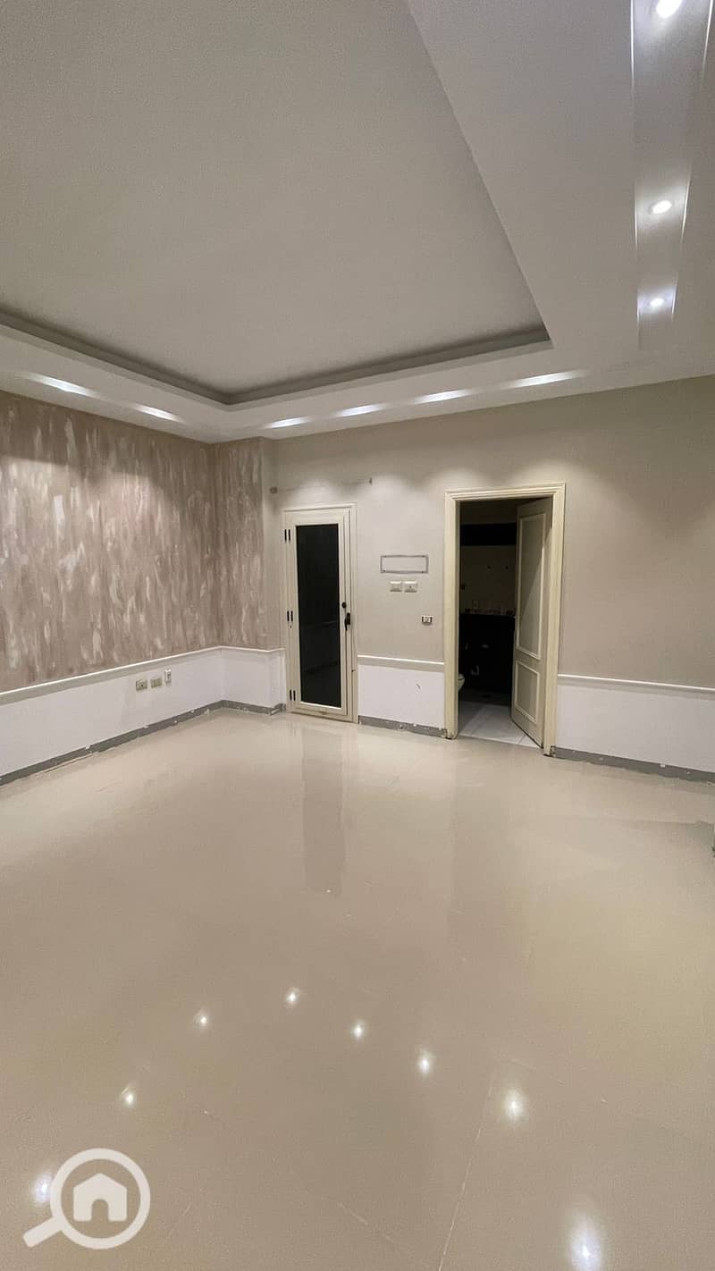 Administrative Office with Direct Frontage on South 90th Street - Ansicht 6