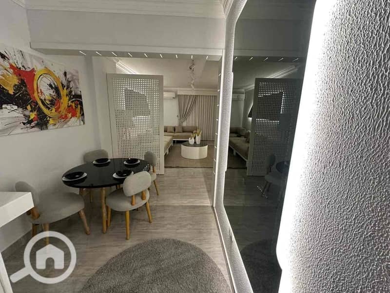 11 252ce826-0bed-45dd-8dad-0bd78cca84e0. jpg