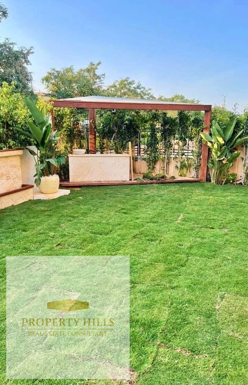 First time in New Cairo! Own a villa with only 5% down, ready for viewing and delivery, prime location near AUC, with installments up to 8 years. - Więcej