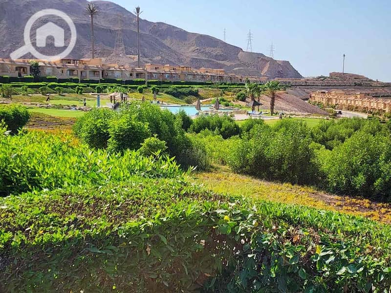Luxurious chalet for rent at Ras El-Shaikh? Wait, the input says تلال السخنة which is 'Tell al-Sokhna Hills' (or in Egyptian resort area - Widok 3