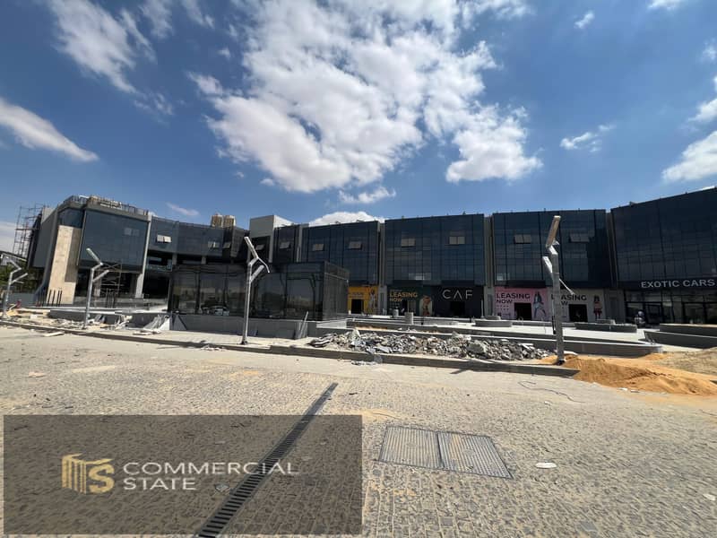 Finished Office at Side Walk 57m for Rent -New Cairo - Mehr