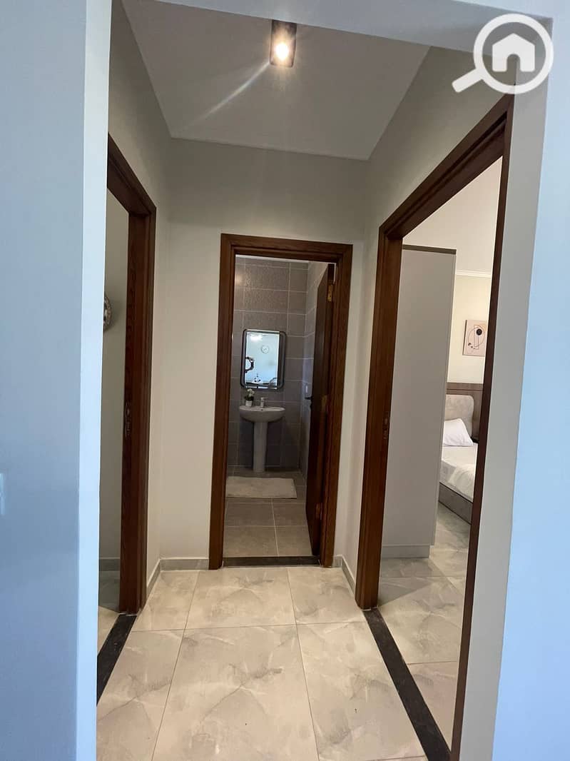A finished & furnished chalet with 10 % down payment for sale prime location in Sidi Abdelrahman front of marassi - Ansicht 6
