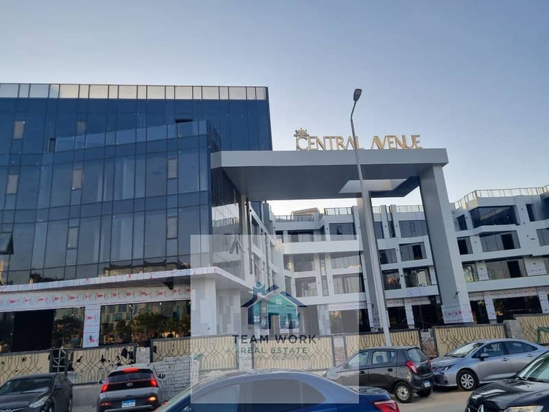 Clinic for sale in front of Capital Business Park and Park Street, Prime Location, inside Central Avenue Mall. Immediate occupancy, fully finished wit - Meer