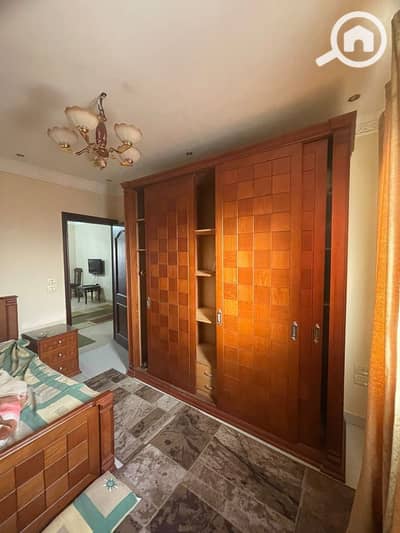 فلیٹ 2 غرفة نوم للايجار في مصر الجديدة، القاهرة - امام ابو شقرة الميرغنى شقه مفروشة بتراس على حديقه مجهزه بالكامل سوبرل