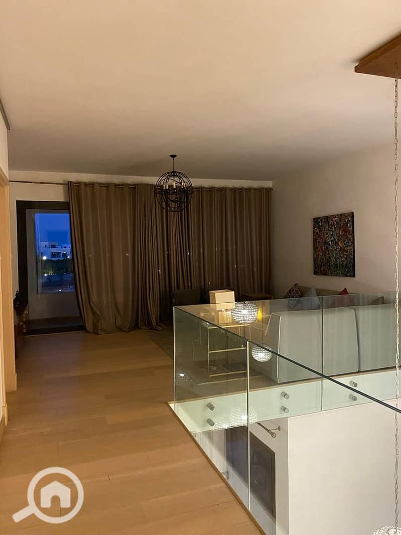 A villa with a private garden, a great deal for sale with a 50% discount in a prime strategic location in (Future City) - Prikaz 3
