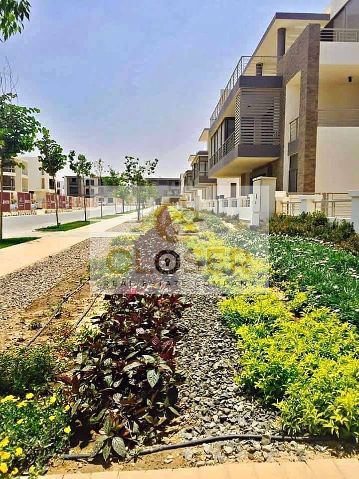Apartment with garden for sale with no down payment and easy installments over 12 years in Taj City - Mehr