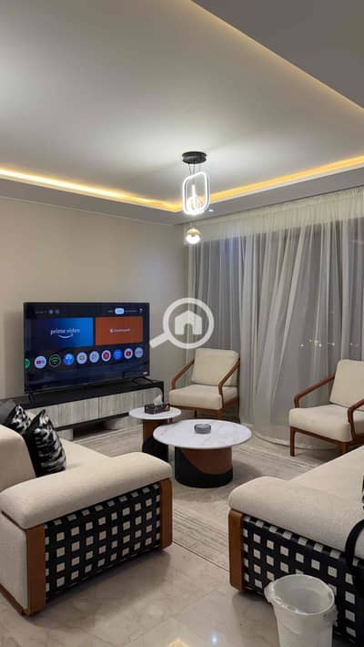 3 Bedroom Flat for Rent in Sheikh Zayed, Giza - 633779d6-cc2e-44bb-9949-fae241977403. jpg 3 Bedroom Flat for Rent in Sheikh Zayed, Giza - 633779d6-cc2e-44bb-9949-fae241977403. jpg