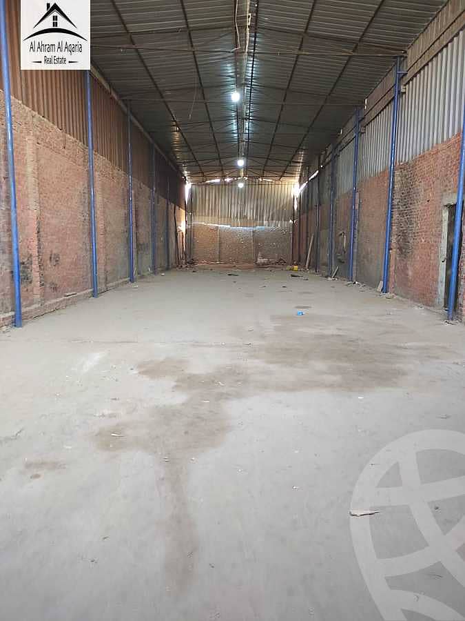 Hangar for rent, 1600 sq m, thermally insulated, with an existing license. Located in the Arab Engineers Association area on the Belbeis Desert Roa - Mehr