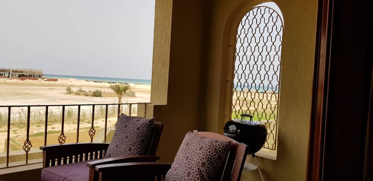 Chalet for sale, prime location, La Sirena Palm Beach Village, Ain Sokhna - Widok 3