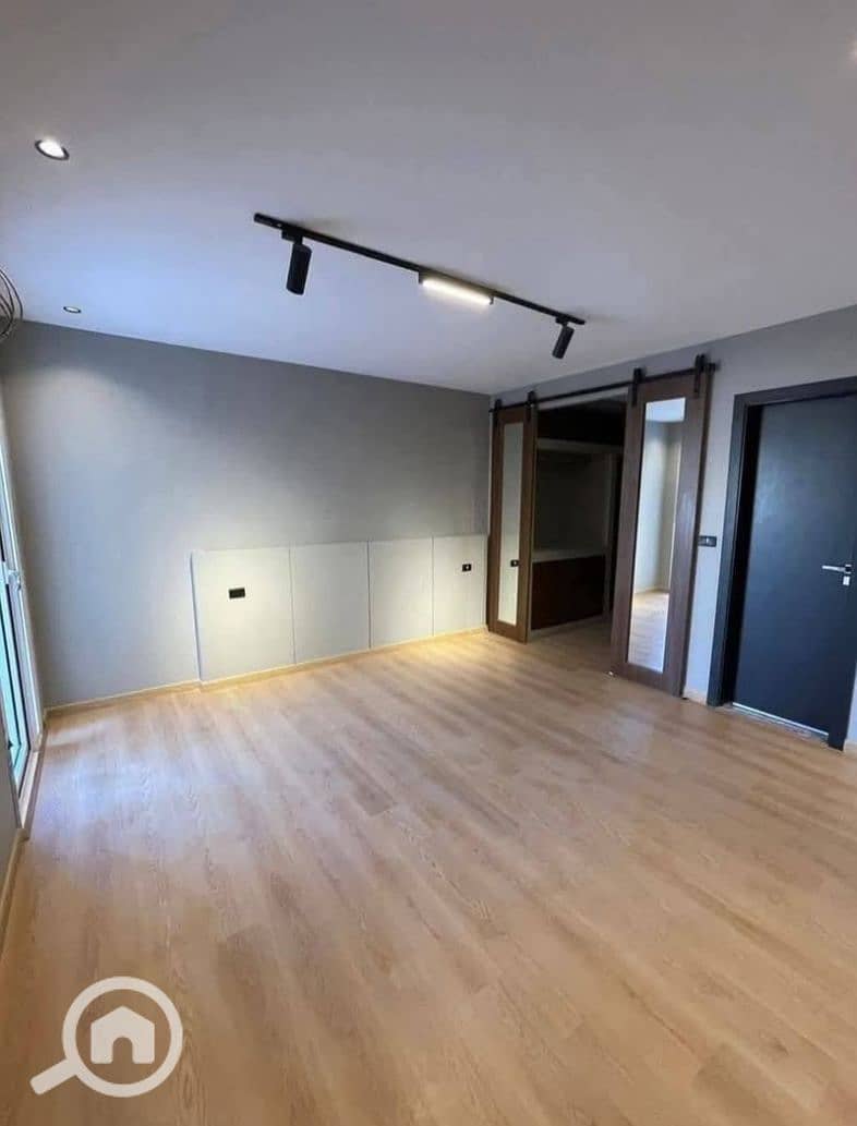 Apartment with garden for sale in a prime location in Sheikh Zayed. Ready to move fully finished– Karmell Compound by Sodic - Ansicht 5