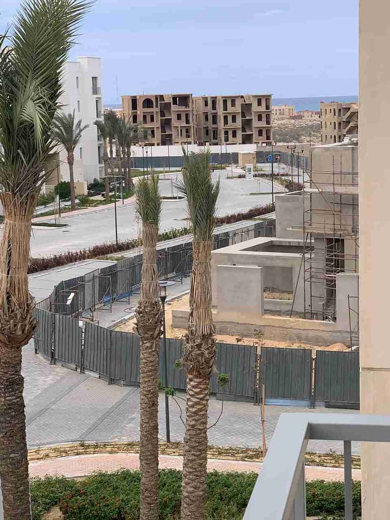 For a quick sale – Studio in Faya Marassi in a prime location with a sea view and overlooking the aqua park. - Vista 3