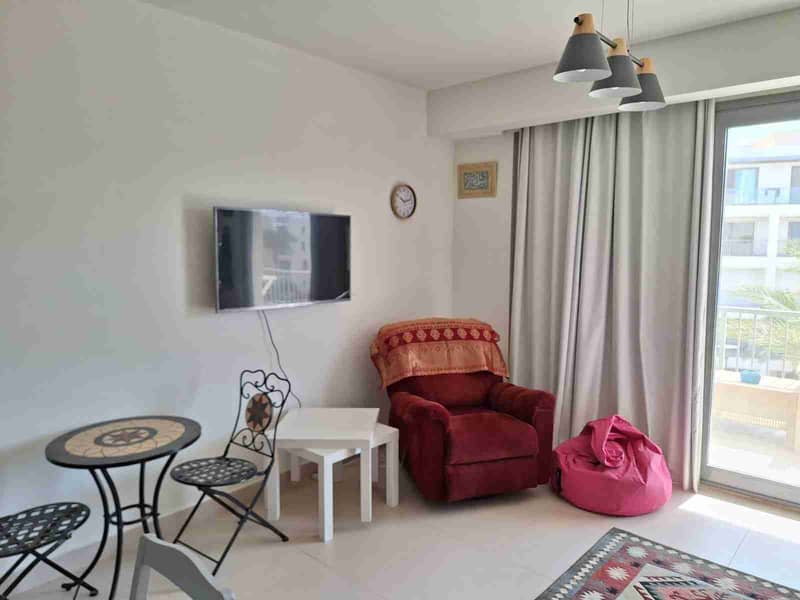 For a quick sale – Studio in Faya Marassi in a prime location with a sea view and overlooking the aqua park. - Vista 4