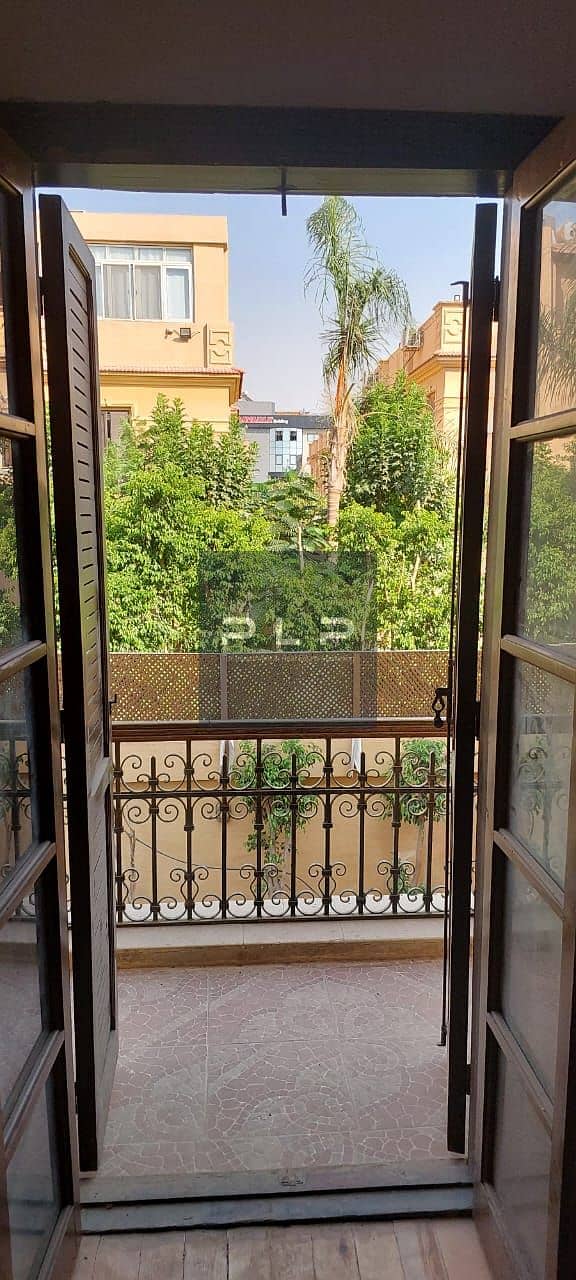 Standalone villa for sale, resale, ready for immediate occupancy, ultra-luxuriously finished, prime location with a swimming pool view in Tiba Heights - Mehr