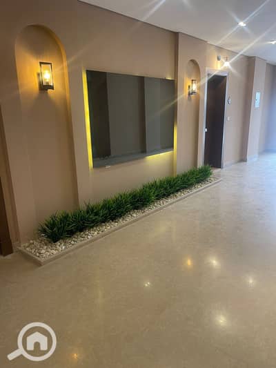 3 Bedroom Flat for Sale in Sheikh Zayed, Giza - WhatsApp Image 2024-03-19 at 13.53. 40_6b34e204. jpg 3 Bedroom Flat for Sale in Sheikh Zayed, Giza - WhatsApp Image 2024-03-19 at 13.53. 40_6b34e204. jpg