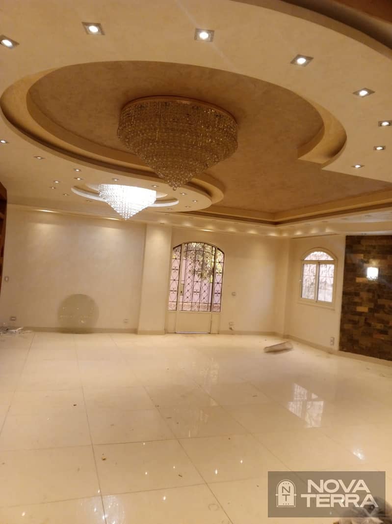 Villa for sale in Al-Qusur area west of Sumid, land 670 square meters - Więcej