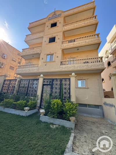 4 Bedroom Duplex for Sale in Hadayek October, Giza - 1000051802. jpg