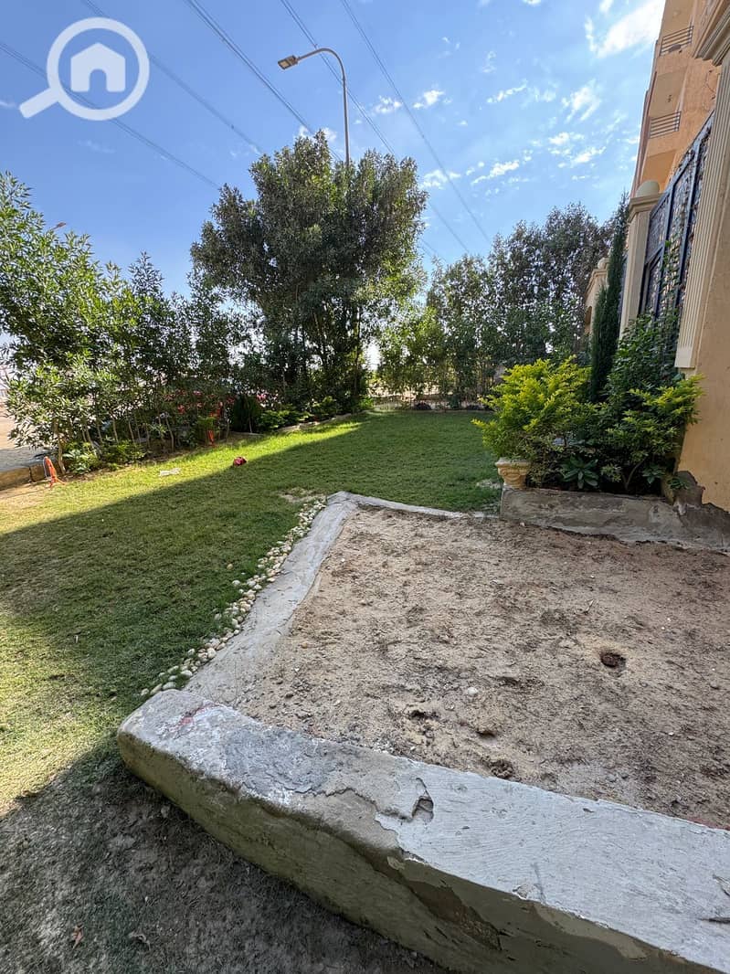 Duplex for sale at an attractive price in October Gardens, with an area of 270 square meters, super lux finishing, and the price is a surprise. - Widok 5