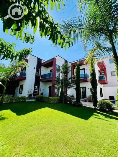 Villa for daily rent with 5 bedrooms