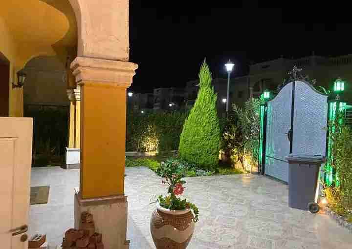 A detached villa in a compound of villas only ready for delivery from tomorrow on installments. - Vista 4