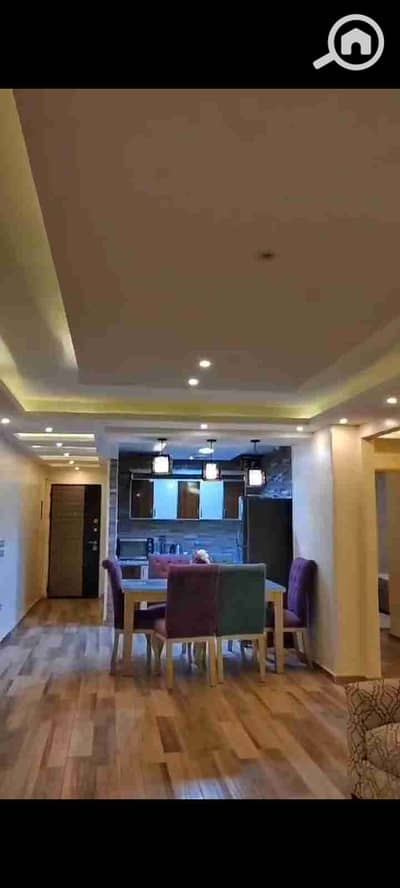 شقة 3 غرف نوم للايجار في حدائق الاهرام، الجيزة - IMG-20260328-WA0024. jpg
