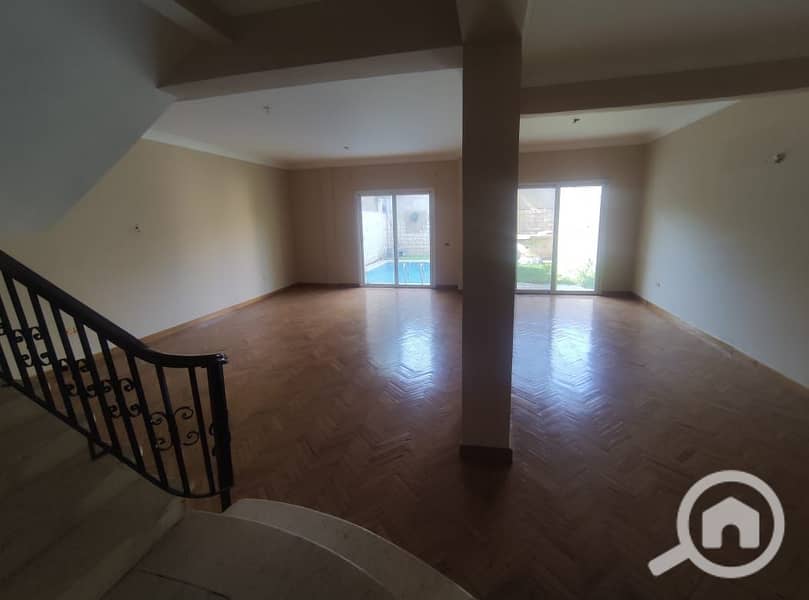 Corner townhouse for rent in Hadayek El Mohandeseen Large area + swimming pool + prime location - Widok 4