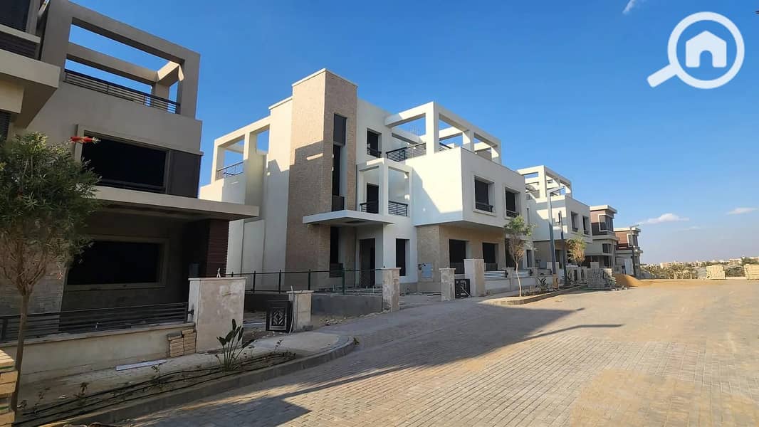 Twin house villa for sale in New Giza, Westridge - Więcej