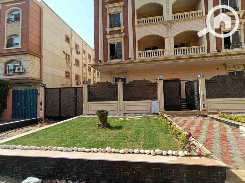 Roof for sale in west arabella 250 sqm - Mehr