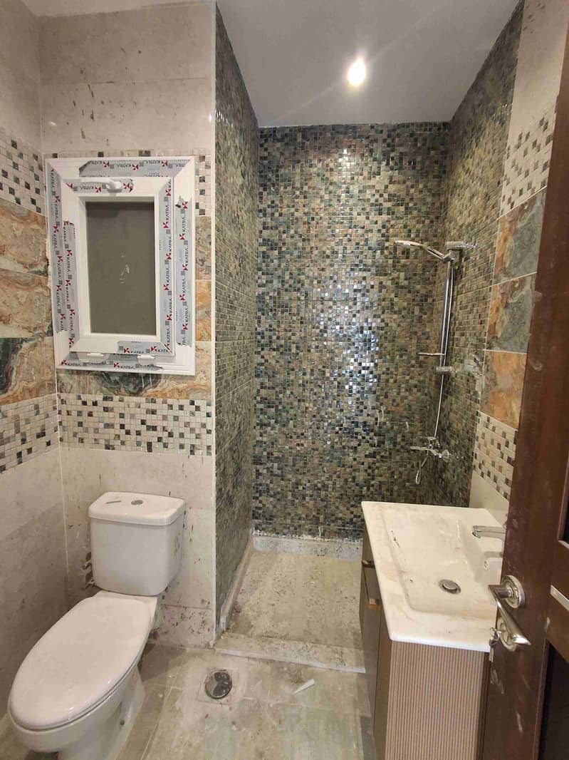 4 1000198763. jpg