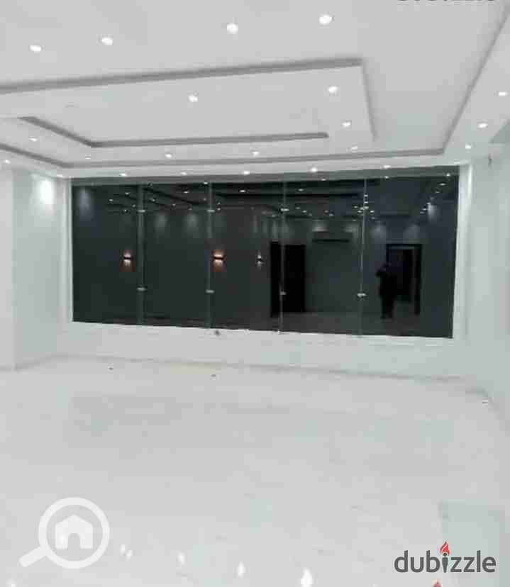 Commercial exhibition for rent on a main street in Mohandessin Commercial exhibition for rent on a main street in Mohandessin