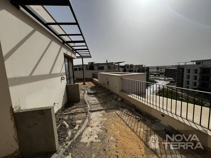 8 Penthouse for sale in Six West Compound, Beverly Hills – Sheikh Zayed-image-8. jpg