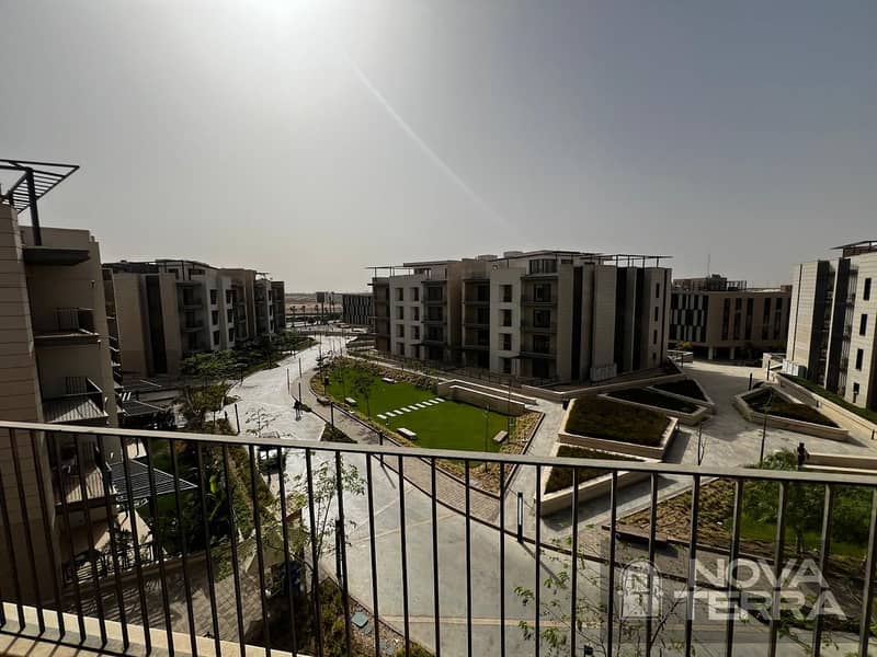 12 Penthouse for sale in Six West Compound, Beverly Hills – Sheikh Zayed-image-12. jpg