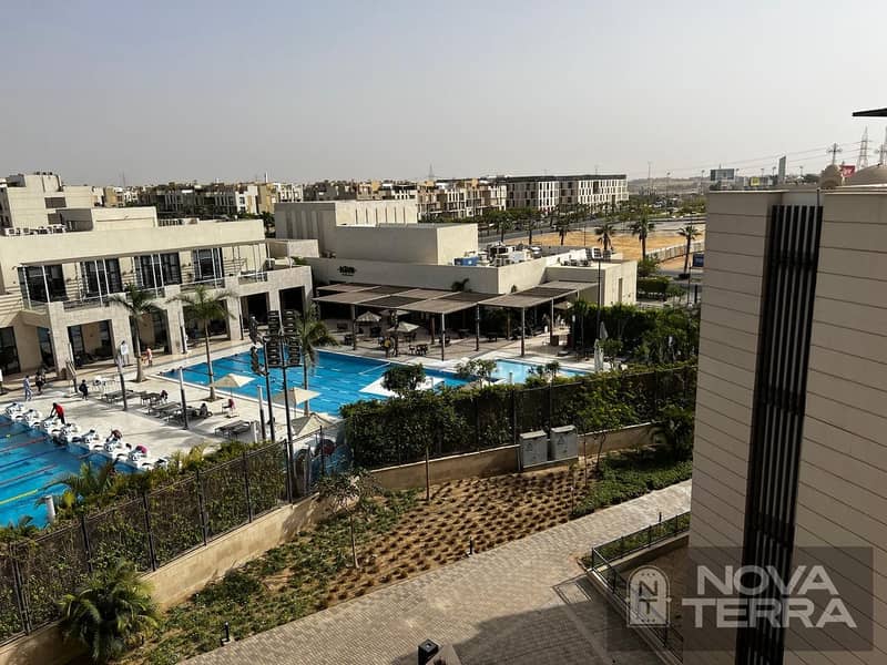 16 Penthouse for sale in Six West Compound, Beverly Hills – Sheikh Zayed-image-16. jpg