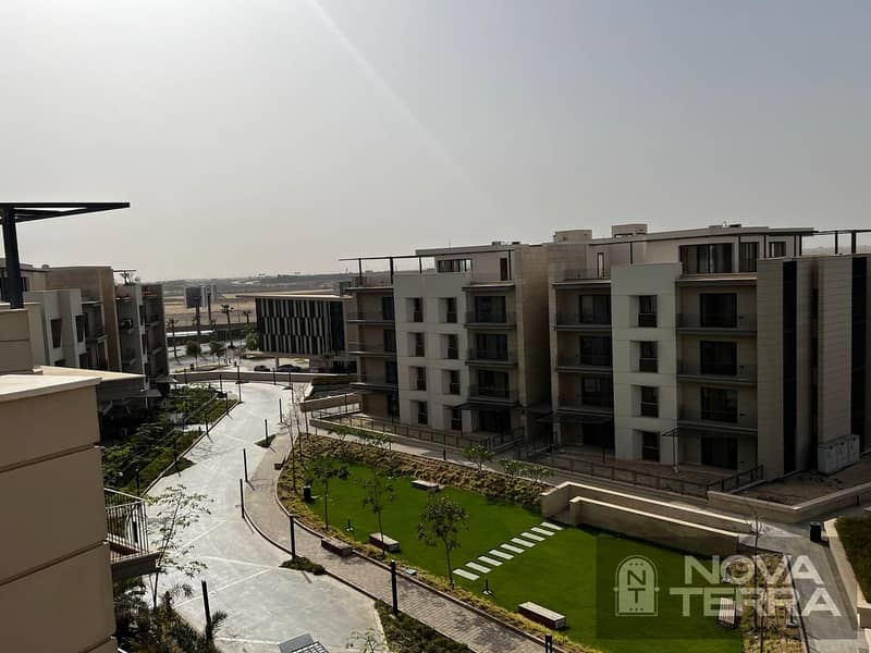 18 Penthouse for sale in Six West Compound, Beverly Hills – Sheikh Zayed-image-18. jpg