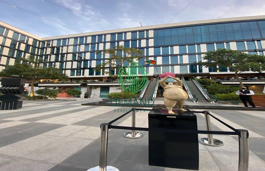 For rent office 63 meter fully finished with Ac's in the heart of el sheikh zayed directly on Al-Bustan Street - Ansicht 2