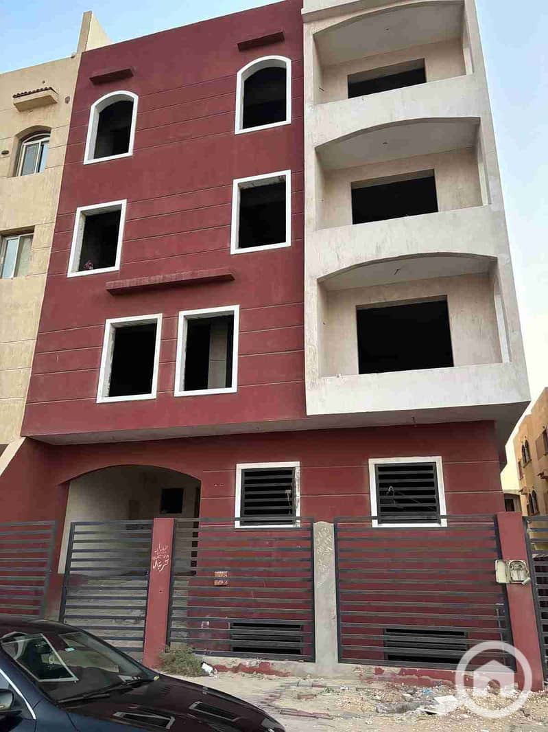 Building 276m on the main street separating Al-Shorouk and Heliopolis for intermediaries - Ansicht 3
