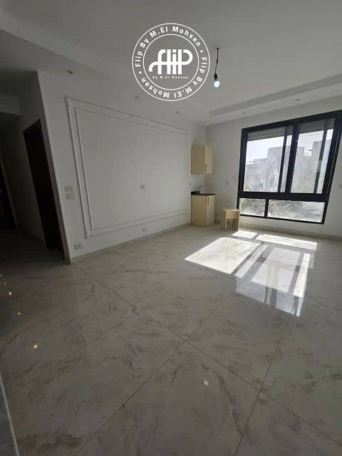 City Villa For Sale In westown - Widok 4