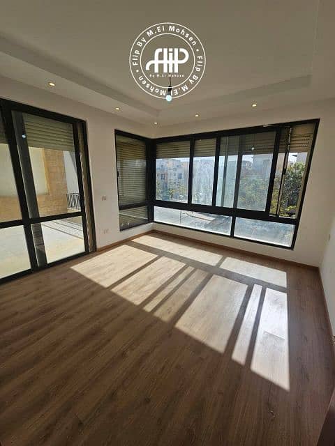 City Villa For Sale In westown - Widok 5