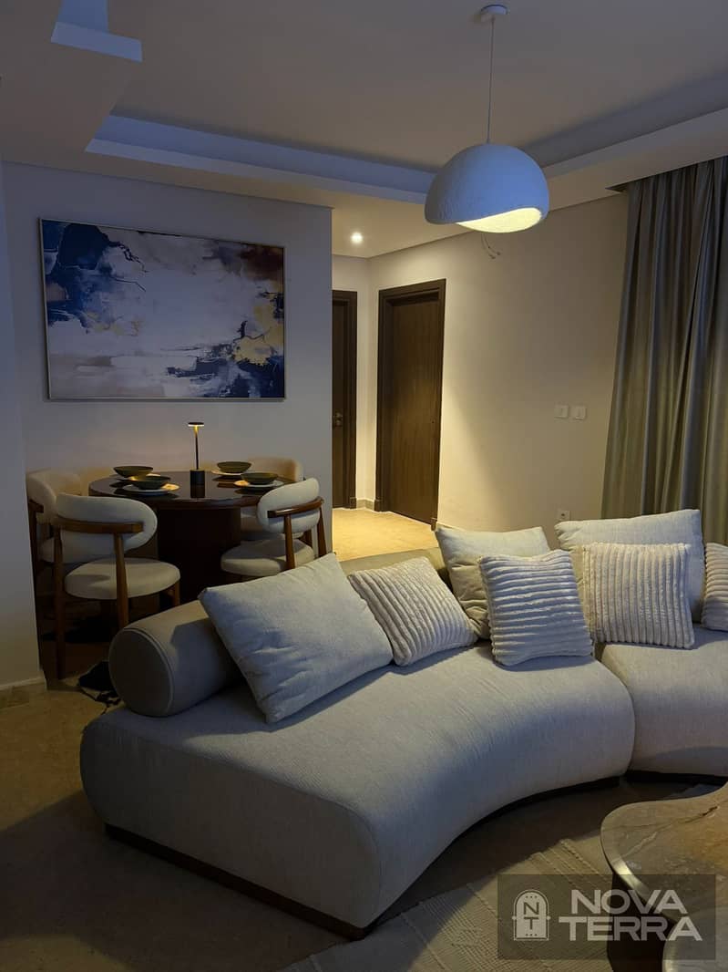 Ultra super luxury apartment for sale, furnished with appliances in Zed West, Sheikh Zayed – pohled 3