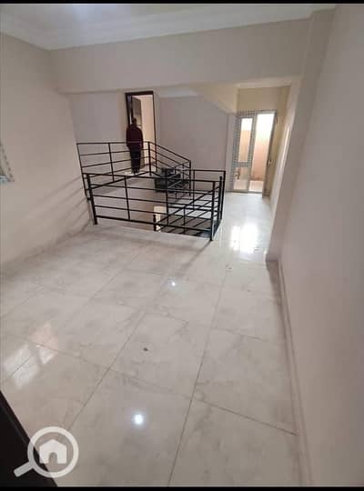 5 Bedroom Duplex for Sale in Zahraa Al Maadi, Cairo - WhatsApp Image 2026-03-30 at 5.17. 39 PM (2). jpeg 5 Bedroom Duplex for Sale in Zahraa Al Maadi, Cairo - WhatsApp Image 2026-03-30 at 5.17. 39 PM (2). jpeg