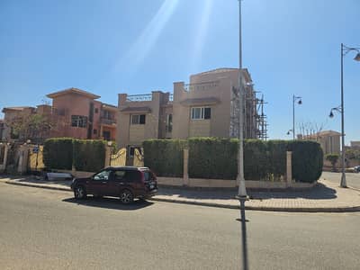 5 Bedroom Villa for Sale in Sheikh Zayed, Giza - WhatsApp Image 2026-03-25 at 4.24. 35 PM. jpeg 5 Bedroom Villa for Sale in Sheikh Zayed, Giza - WhatsApp Image 2026-03-25 at 4.24. 35 PM. jpeg