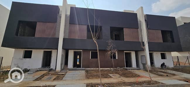 3 Bedroom Townhouse for Sale in Hadayek October, Giza - photo_7_2026-03-31_15-47-41. jpg