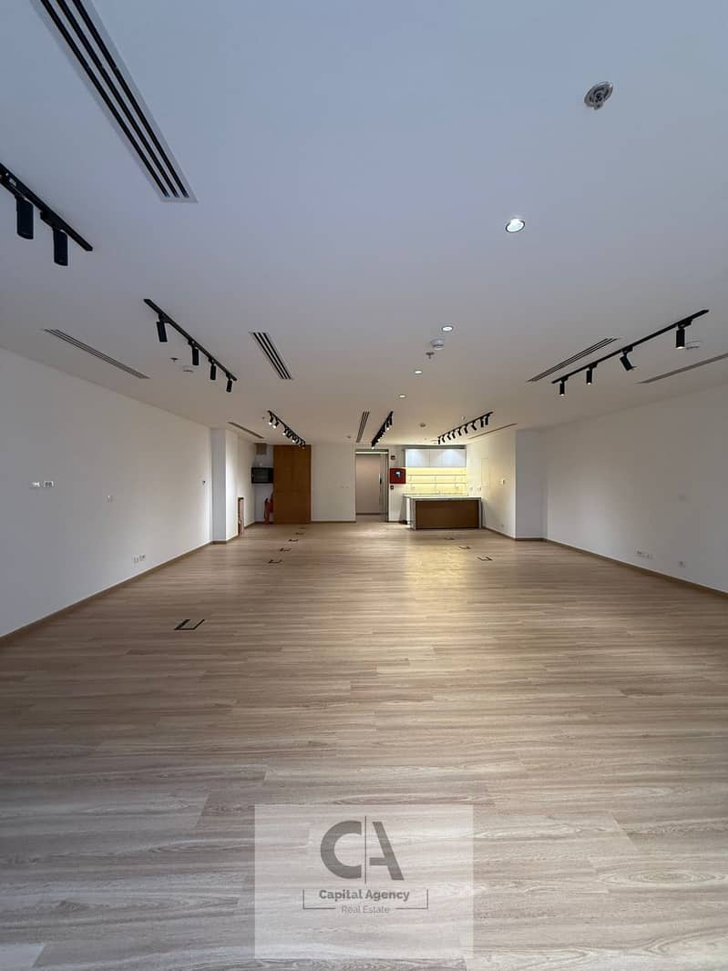 Fully finished office with air conditioning for rent, 154 sq m, in Park Street, Fifth Settlement - Ansicht 2