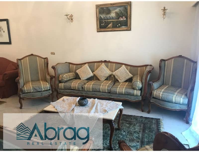 For sale, an apartment of 122 sqm, super luxury finishing inside the Gardens of Engineers compound in Sheikh Zayed. - Więcej
