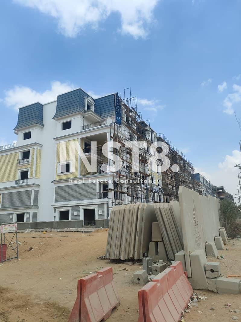 Apartment 3Bed for Sale with 7.750 DP and Installments in Mountan View 1.1 - Widok 3