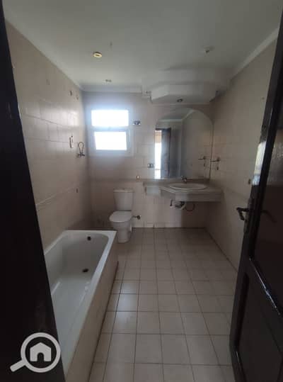 فیلا 4 غرف نوم للايجار في الشيخ زايد، الجيزة - WhatsApp Image 2026-04-01 at 2.59. 15 PM (1). jpeg