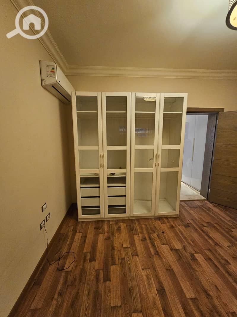 3 1000861469. jpg