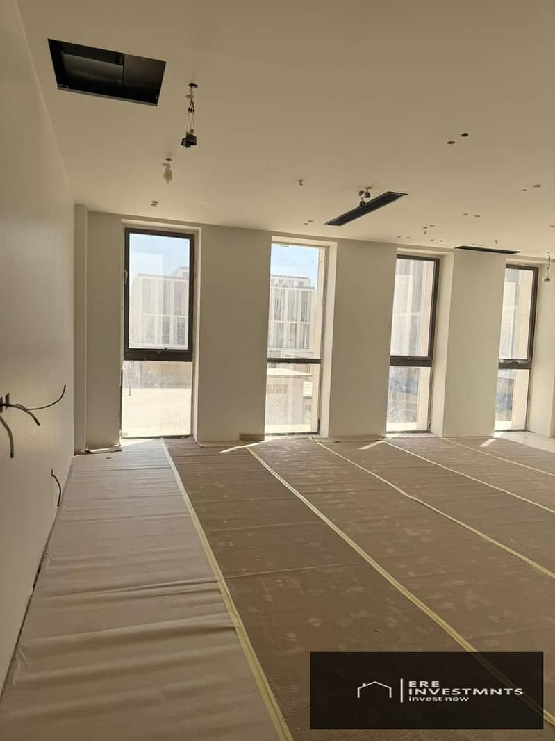 Office space for rent, 105 square meters - in The Place - Mivida, Fifth Settlement (at the lowest price in the market) for startups and entrepreneurs – pohled 3